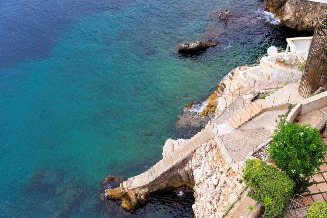 Villa Le Cap De Vi4150 By Riviera Homes *