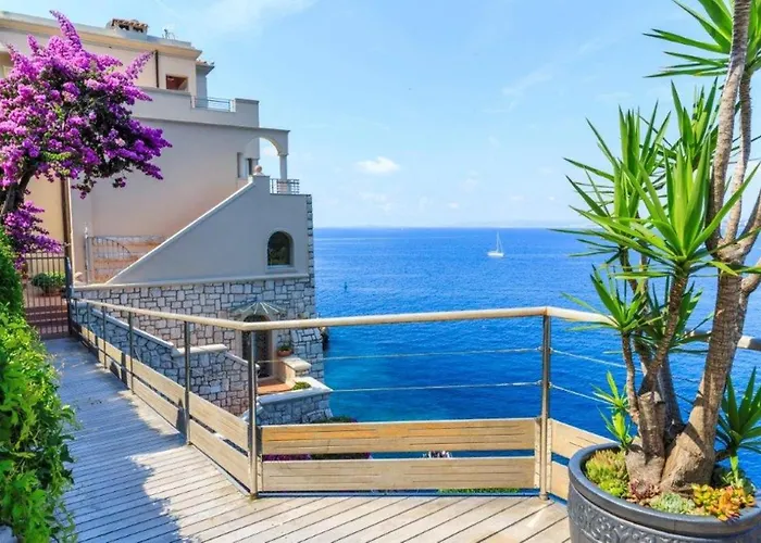 Le Cap De Nice Vi4150 By Riviera Holiday Homes